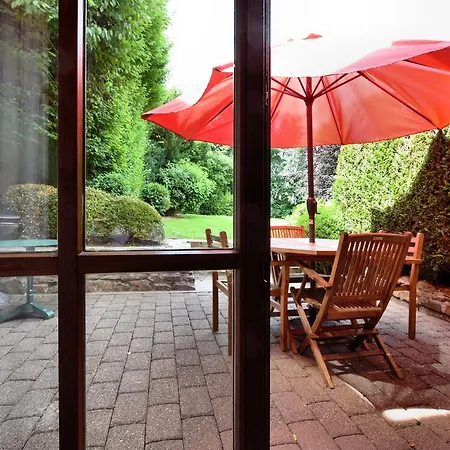 Tranquil In With Terrace * Petites Tailles