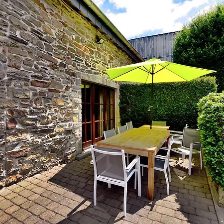 Tranquil In With Terrace Ferienhaus *