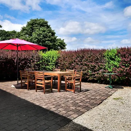 Tranquil In With Terrace * Petites Tailles