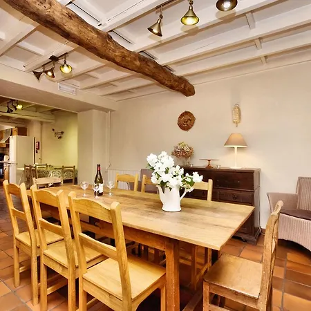 Tranquil In With Terrace Petites Tailles