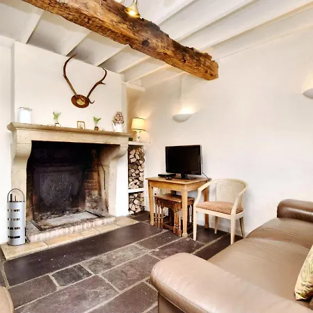 Ferienhaus Tranquil In With Terrace Petites Tailles